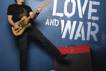 Brad Paisley, Love and War © Sony